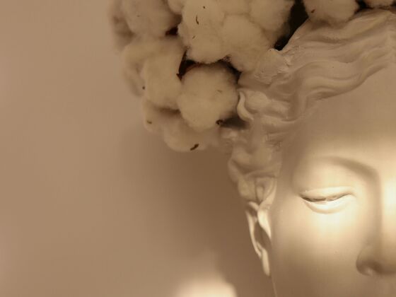 Sculpture en marbre blanc